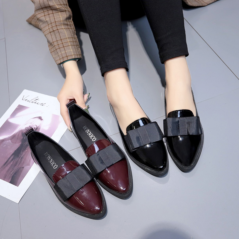블랙/와인 레드 에나멜 가죽 포인티드 토 플랫 슈즈,  - Summer Clothing Styles 리뷰 및 가격